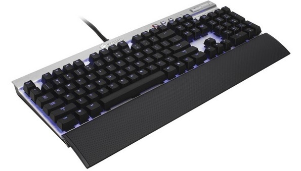 Corsair lancia la nuova Vengeance K70: Keyboard meccanica Cherry MX Red