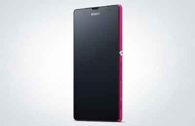 Sony Mobile ufficializza l’Xperia UL, ma solo in Giappone