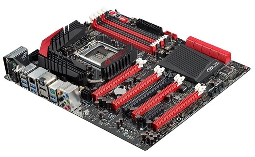 Maximus VI Extreme: Asus inizia le spedizioni!