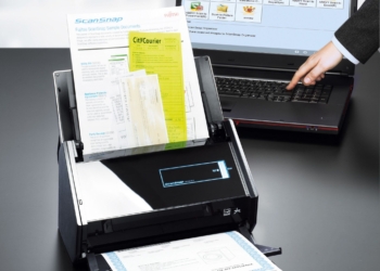 Addio cavo! ScanSnap iX500 si collega al computer via Wi-Fi