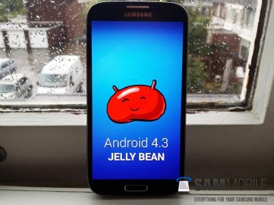 Samsung Galaxy S4 si aggiorna alla versione Android 4.3 Jelly Bean