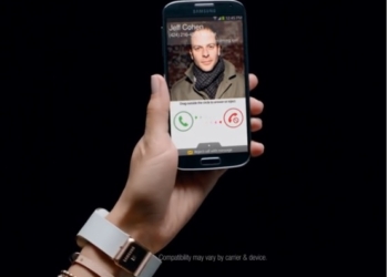 Samsung Galaxy S4 in compagnia del Galaxy Gear: ecco il video promo