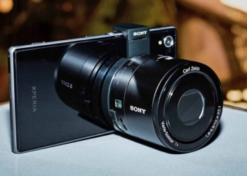 Sony rilascia il firmware 2.0 per gli obbiettivi QX10 e QX100