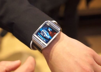 Samsung Galaxy Gear: controlliamo la BMW i3 da smartwatch
