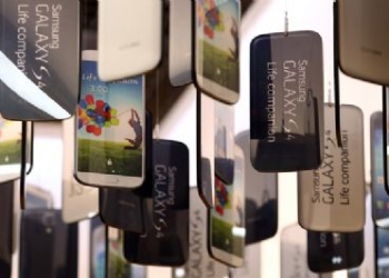 [Rumors] Samsung Galaxy S5 avrà un semplice display Full HD