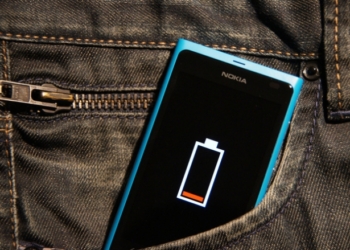 Avete lo smartphone scarico? Bene, non sarete accettati su alcuni voli per l’USA