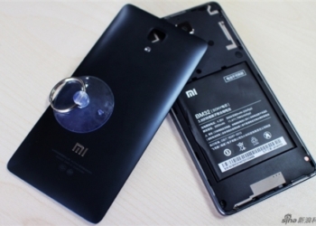 Xiaomi Mi4: rimozione semplice e tante cover alternative