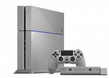 Playstation 4 Anniversary Edition, acquistata su Ebay ad una cifra proibitiva