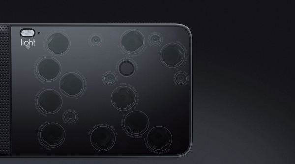 16 lenti per una fotocamera: arriva L16 Light