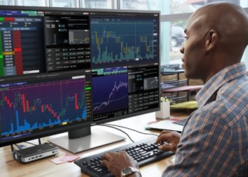 Dell annuncia il monitor P4317Q, il 43 pollici 4K che tutti i professionisti sognano