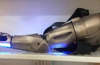 È stato costruito il braccio di Metal Gear Solid