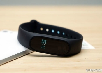 Xiaomi Mi Band 2 ufficiale: costa circa 20€ ed è come l’avete sempre desiderata