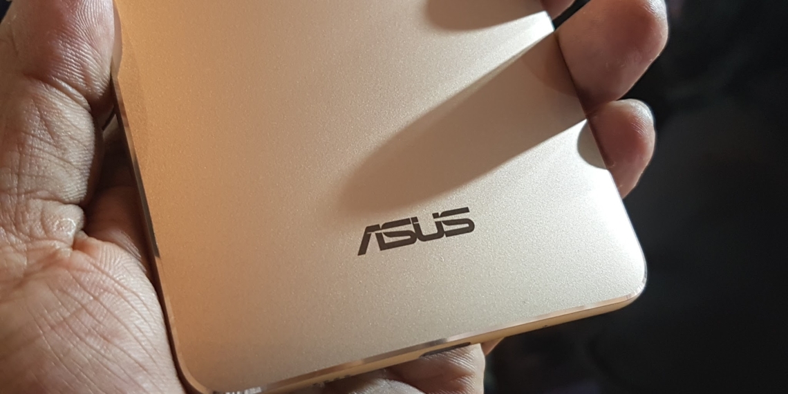 ASUS annuncia la nuova generazione di smartphone ZenFone 3