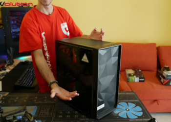 Il suo primo PC da gaming…nel Fractal Design Meshify C!!! – Video in 4K