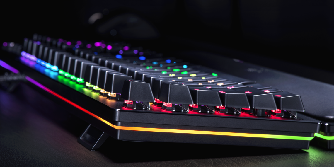 Una tastiera coi raggi laser, la Razer Huntsman