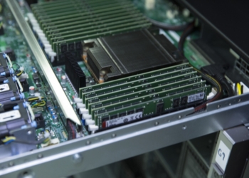 Kingston annuncia le memorie Registered DIMMs DDR4-3200 per CPU AMD EPYC di 2° generazione