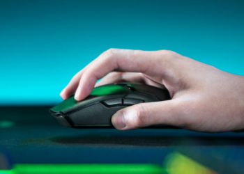 Razer Viper Ultimate, nuovo mouse pensato per gli eSport