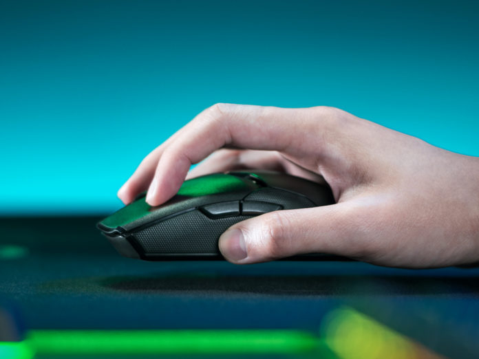 Razer Viper Ultimate, nuovo mouse pensato per gli eSport