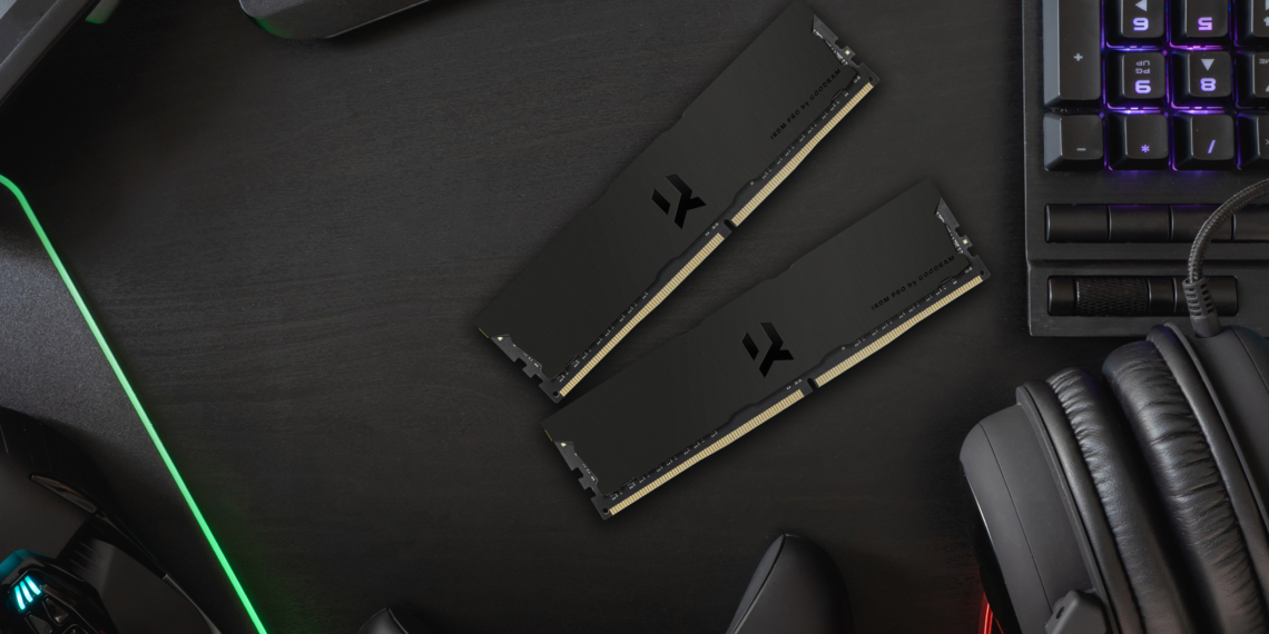 IRDM PRO DDR4 Deep Black premiere