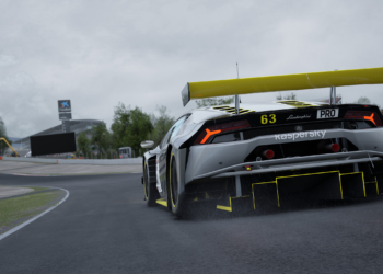 Lamborghini eSports annuncia la seconda edizione di The Real Race, il campionato per i sim drivers
