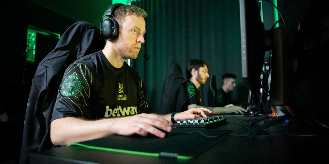 Il team Razer ingaggia i colossi Ninjas In Pyjamas