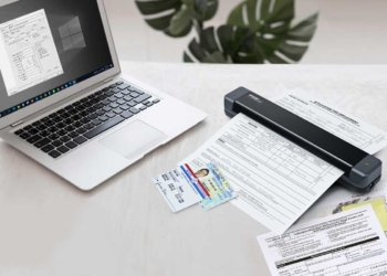 Plustek annuncia un nuovo scanner portatile: ecco il MobileOffice S410 Plus
