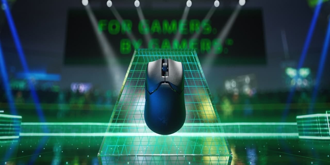 Razer svela il mouse peso piuma Viper V2 Pro