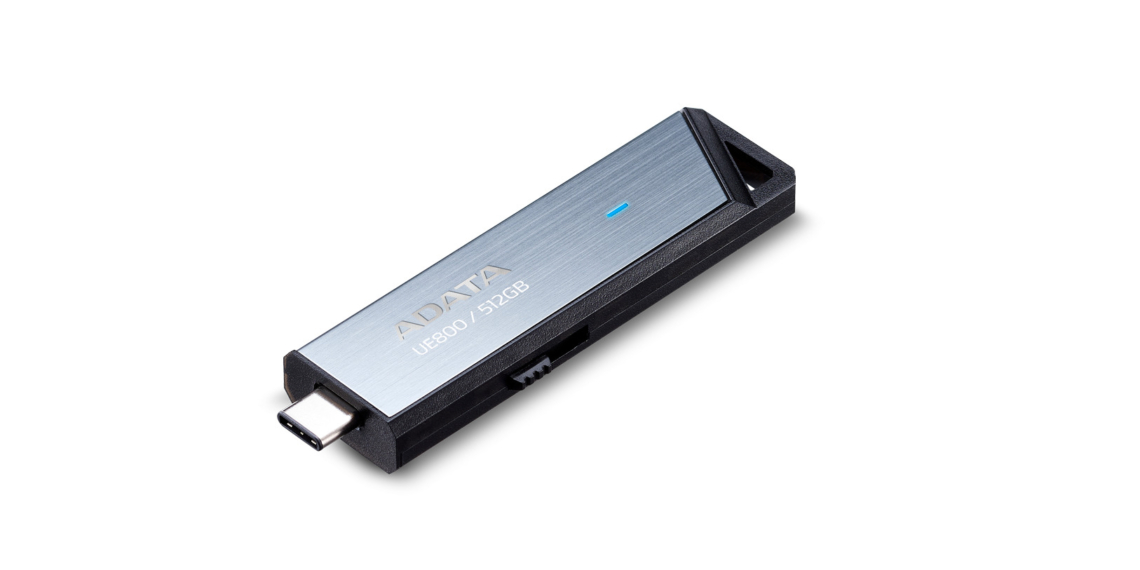 ADATA presenta l’USB UE800