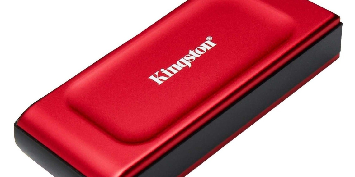 Kingston XS1000, l’SSD esterno adesso con colorazione rossa